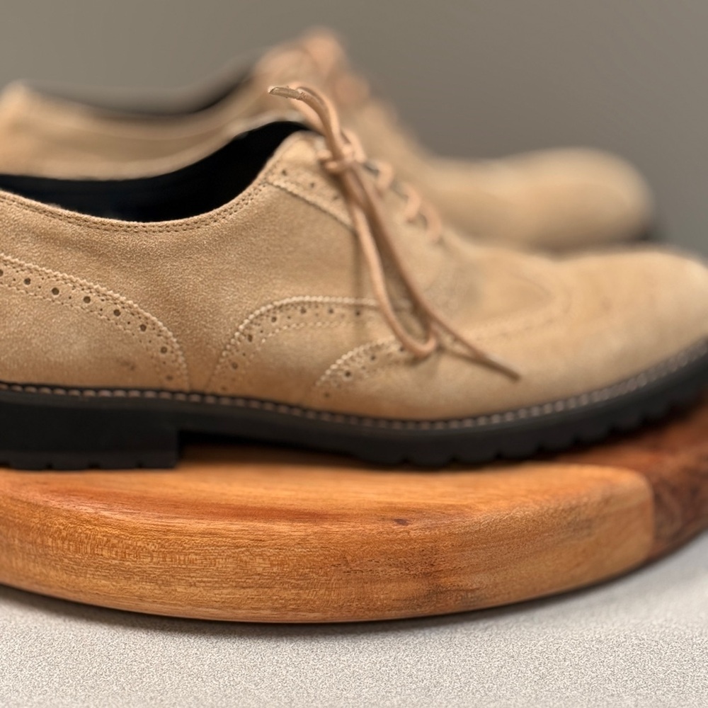 Elegant Tan Suede Derby Shoes‎